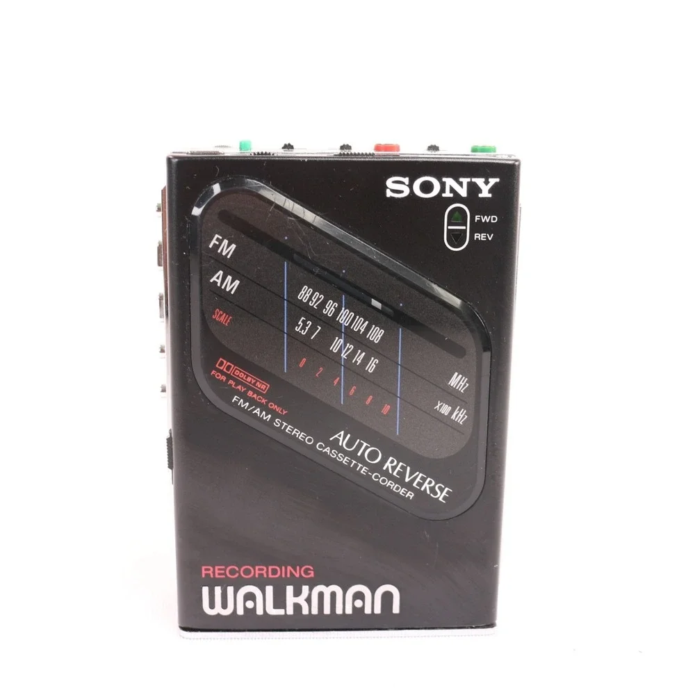 VTG Sony Walkman WM-F200II Cassette Player For Parts FM/AM Stereo Auto Reverse